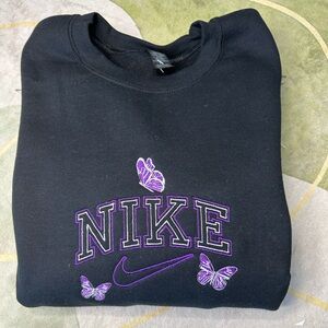 Nike embroidered with purple butterfly 🦋